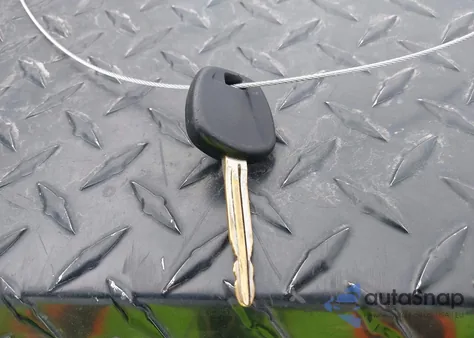 2010 Toyota Camry Se z USA, uszkodzony, nr VIN 4T1BF3EK1AU513170